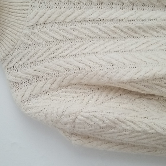 ❄ MNG Cream Sweater Size L - Picture 4 of 12